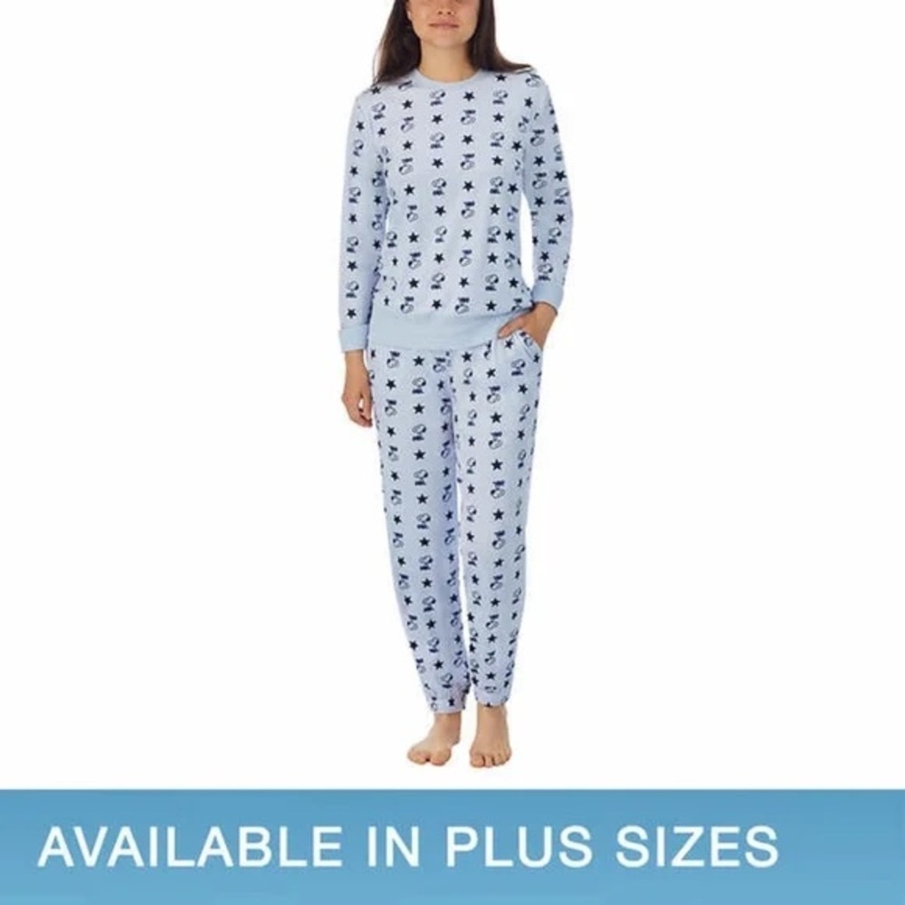 NWOT SNOOPY WOMENS XL COZY PAJAMA FLEECE SET
